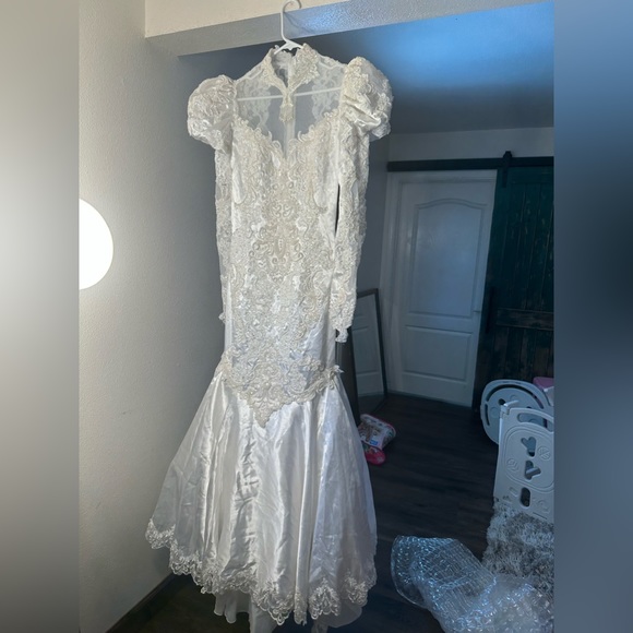 COPY - Vintage classy extremely gorgeous sparkly wedding dress size m - Picture 17 of 17